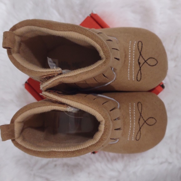 LITTLE ME BOOT. - Picture 9 of 13